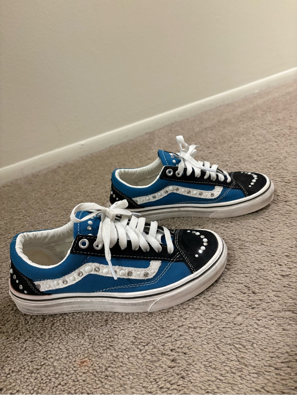 Vans Blue Old Skool Pearlised Studded Sneaker